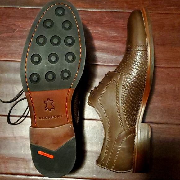 Rockport Wyat Cap Toe Oxford